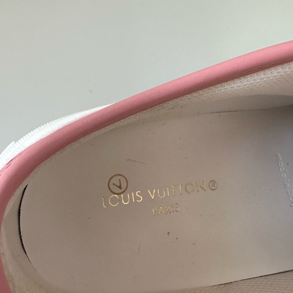 Louis Vuitton Squad Sneaker in pink never worn - Picture 4 of 9